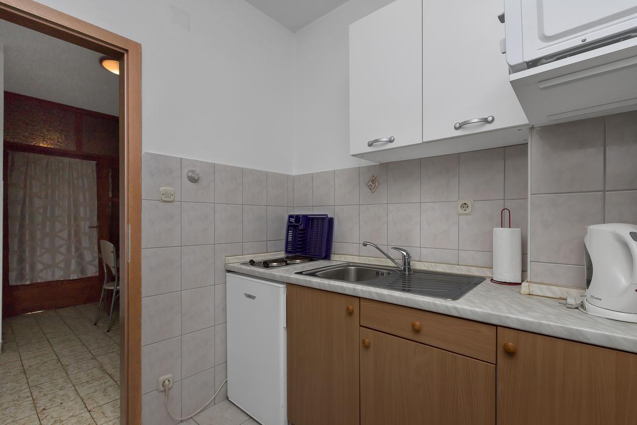 Apartmani Leona Макарска Экстерьер фото